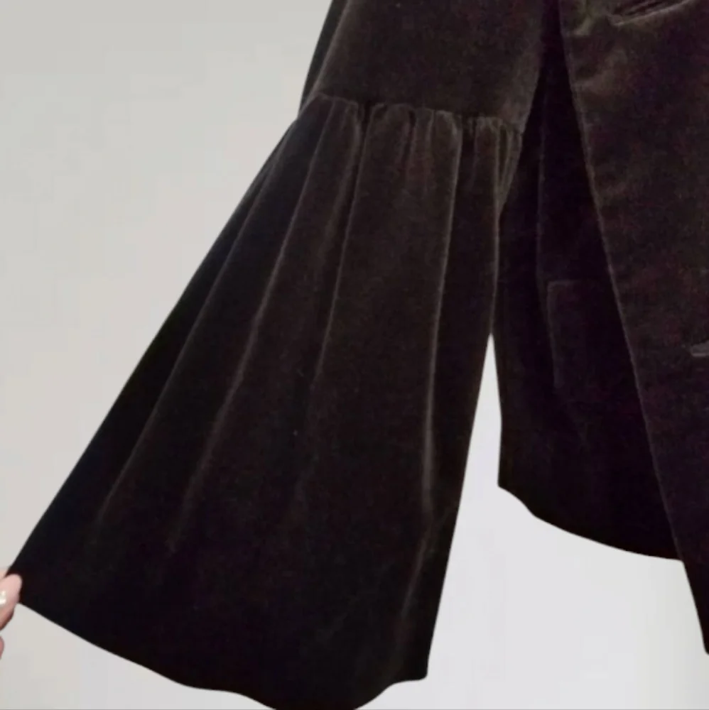 ELLEN TRACY VELVET BLAZER BELL SLEEVE SIZE 8 WOMENS SIZE 8 GUC